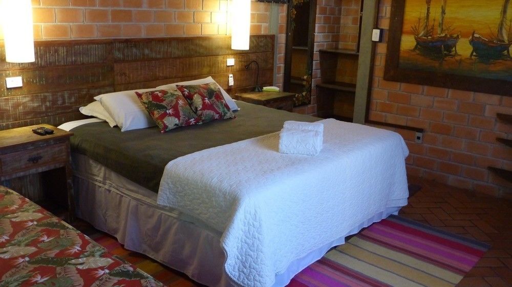 Grajagan Surf Resort Ilha do Mel Zewnętrze zdjęcie