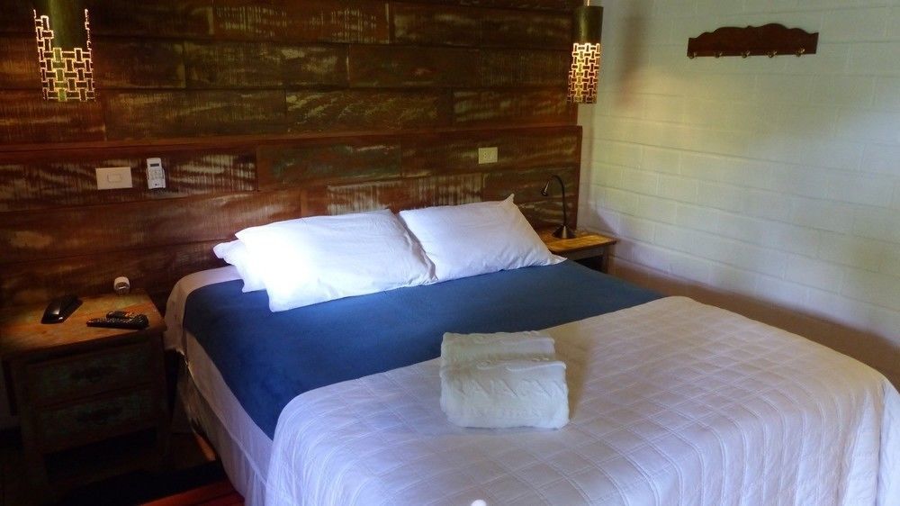 Grajagan Surf Resort Ilha do Mel Zewnętrze zdjęcie